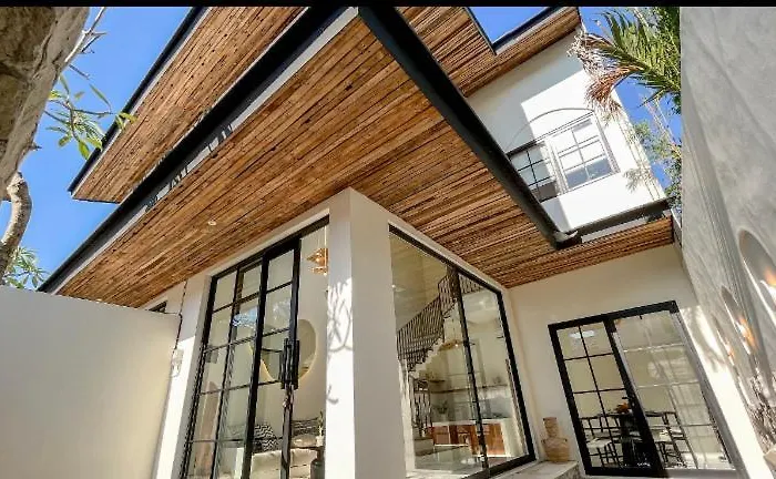 Prime Oberoi Modern 2br Instaworthy 1 Min To La Favela No Floods Walk To Eat Street 别墅 *